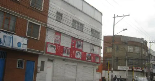 LA ESQUINA DE LA EXHIBICION BOGOTÁ LA ESQUINA DE LA EXHIBICION BOGOTÁ